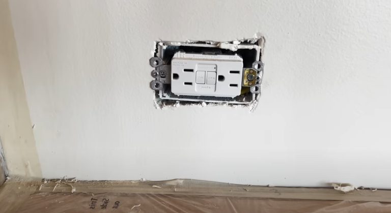 Do Bathroom Lights Need to Be Gfci Protected
